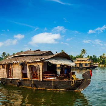 Munnar -  Thekkady - Kanyakumari  - Kovalam  - Kumarakom  - Alleppey - Cochin 8N 9 D Package