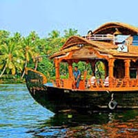 Cochin - Munnar - Thekkady - Kanyakumari - Kovalam - Alappuzha Houseboat - Kumarakam - Cochin (10N/1